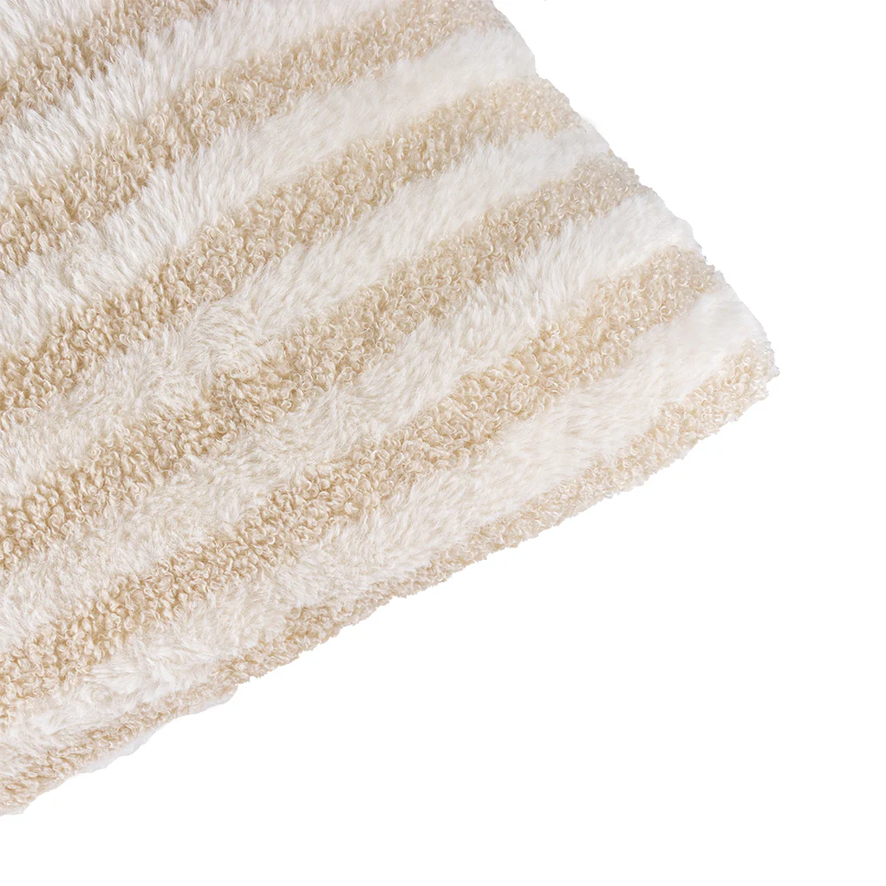 Cojín Suave Cuadrado Blanco con Rayas - 32 cm - Image 4